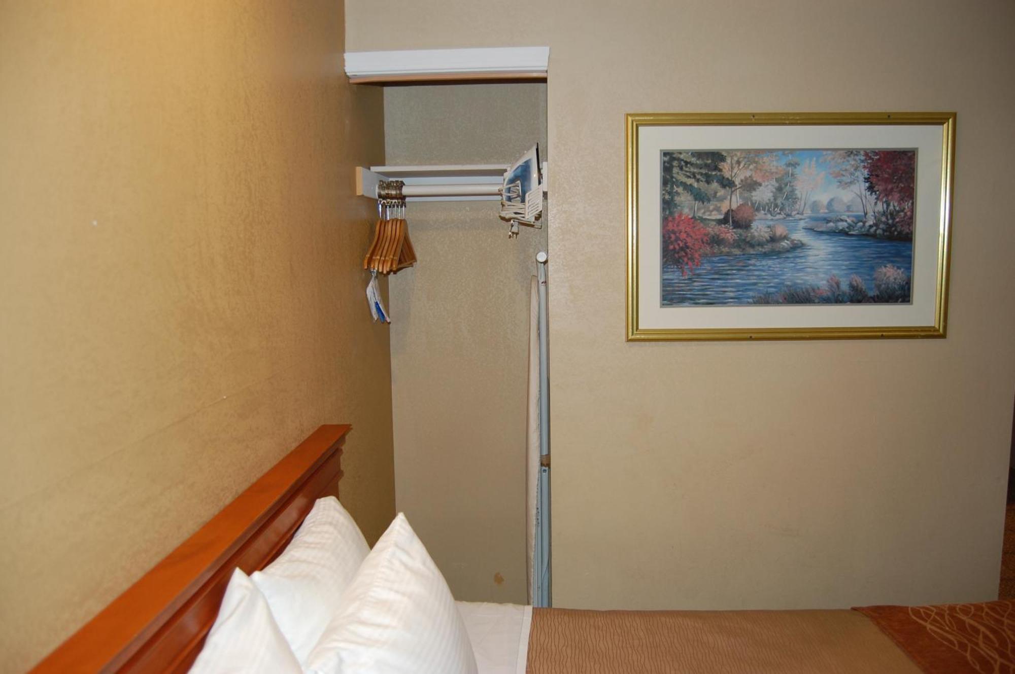 Pleasant Hill Inn Экстерьер фото
