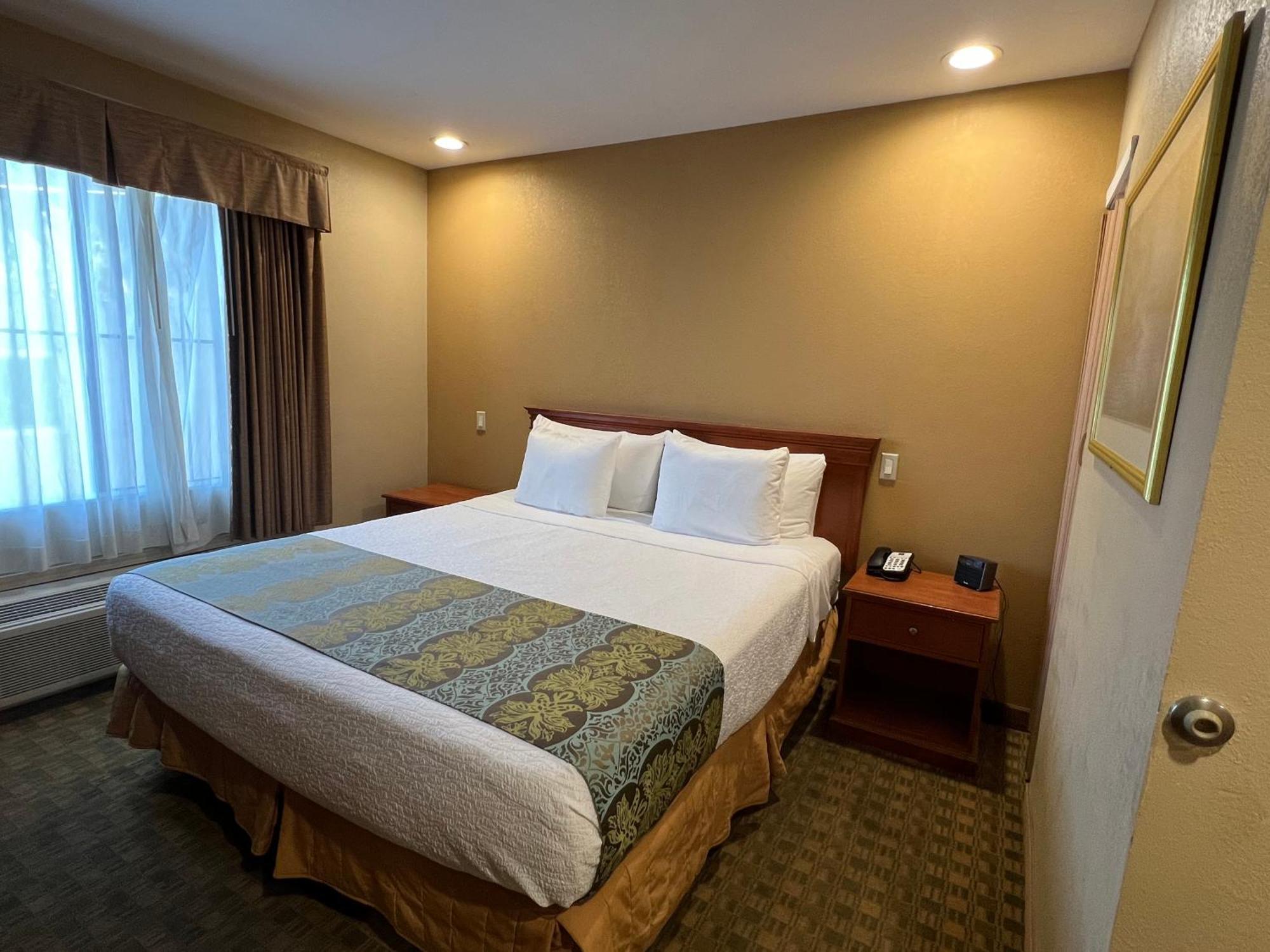 Pleasant Hill Inn Экстерьер фото